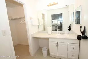 1040 Hosbine St SE, Palm Bay, FL 32909 - Photo 8