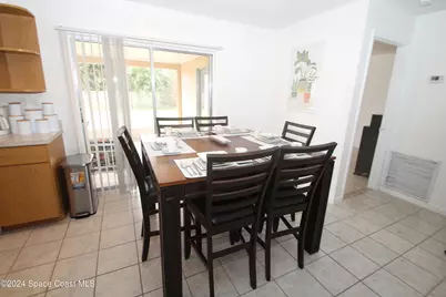 1040 Hosbine Street SE, Palm Bay, FL 32909 - Photo 4