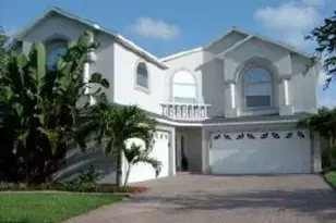 781 Sunset Lakes Dr, Merritt Island, FL 32953 - Photo 1