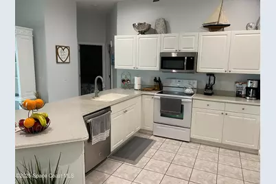 781 Sunset Lakes Drive, Merritt Island, FL 32953 - Photo 2