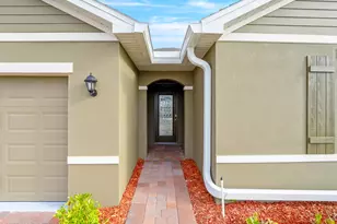 5072 Alabaster Dr, Grant-Valkaria, FL 32949 - Photo 6