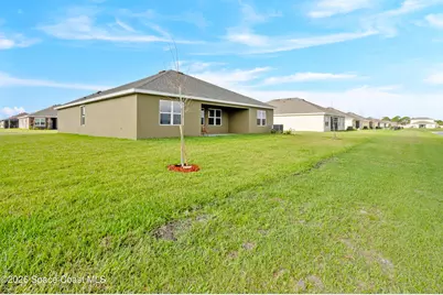 5072 Alabaster Drive, Grant-Valkaria, FL 32949 - Photo 32