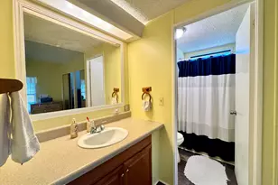 482 Marlin Cir, Barefoot Bay, FL 32976 - Photo 20