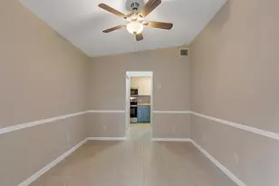 6425 4th Pl, Vero Beach, FL 32968 - Photo 2