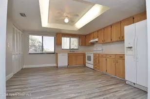 418 S Atlantic Ave, Cocoa Beach, FL 32931 - Photo 8