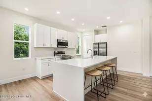 801 Gelaso St SW, Palm Bay, FL 32908 - Photo 8