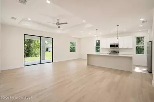 801 Gelaso St SW, Palm Bay, FL 32908 - Photo 4