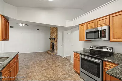 1367 Unter Avenue NW, Palm Bay, FL 32907 - Photo 10