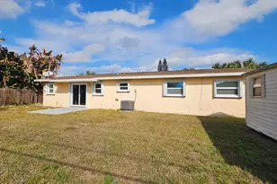 435 S Courtenay Pkwy, Merritt Island, FL 32952 - Photo 2