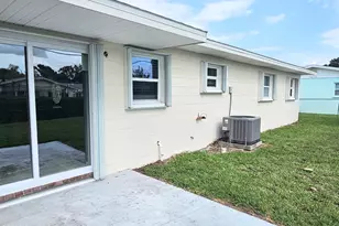 435 S Courtenay Pkwy, Merritt Island, FL 32952 - Photo 2