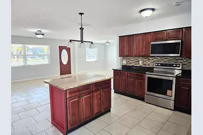 435 S Courtenay Parkway, Merritt Island, FL 32952 - Photo 4