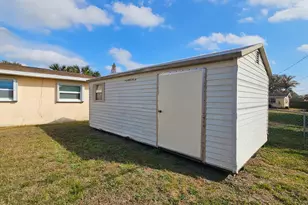 435 S Courtenay Pkwy, Merritt Island, FL 32952 - Photo 30