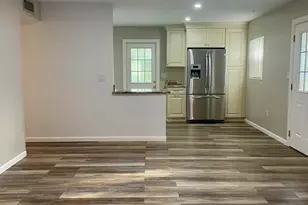 1875 Oakwood Dr, Melbourne, FL 32935 - Photo 2