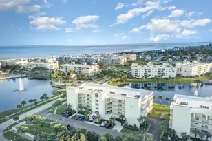 8961 Lake Dr, Cape Canaveral, FL 32920 - Photo 28