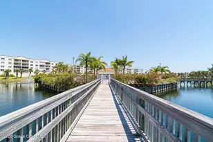 8961 Lake Dr, Cape Canaveral, FL 32920 - Photo 32