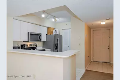 1640 N 42nd Circle #206, Vero Beach, FL 32967 - Photo 10