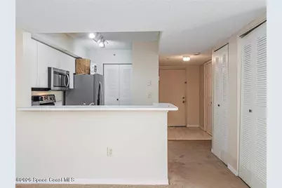 1640 N 42nd Circle #206, Vero Beach, FL 32967 - Photo 8