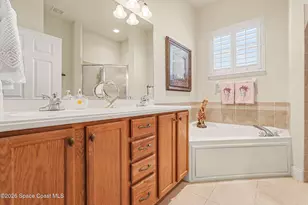 4220 Alamanda Key Dr, Melbourne, FL 32901 - Photo 16