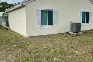 882 Wateroak Dr NE, Palm Bay, FL 32905 - Photo 8