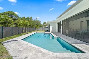 5306 Riveredge Dr, Titusville, FL 32780 - Photo 2