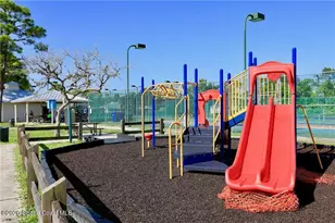 866 Gilbert St, Sebastian, FL 32958 - Photo 36