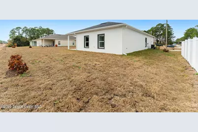 2347 Hagoplan Avenue SW, Palm Bay, FL 32908 - Photo 10