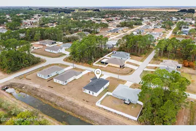 2347 Hagoplan Avenue SW, Palm Bay, FL 32908 - Photo 42