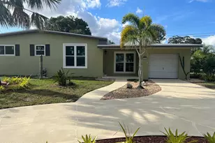 1282 Bianca Dr NE, Palm Bay, FL 32905 - Photo 2