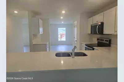 981 SW Richmond Circle SW, Palm Bay, FL 32908 - Photo 6