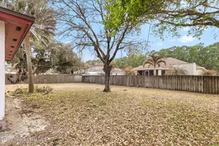 834 Lamplighter Dr NW, Palm Bay, FL 32907 - Photo 28