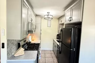 2319 St Dunston Ln, Melbourne, FL 32935 - Photo 6