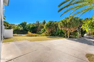 9085 Hwy A1A, Melbourne Beach, FL 32951 - Photo 16
