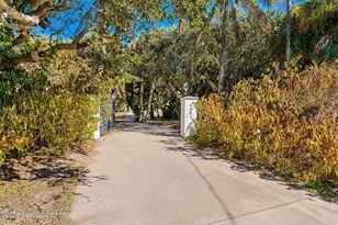 9085 Hwy A1A, Melbourne Beach, FL 32951 - Photo 14