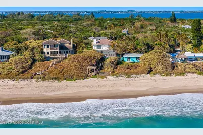 9085 Highway A1A, Melbourne Beach, FL 32951 - Photo 8