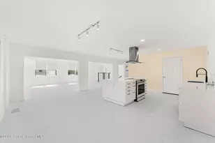 9085 Hwy A1A, Melbourne Beach, FL 32951 - Photo 38