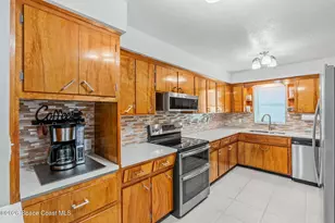 1075 Samar Rd, Cocoa Beach, FL 32931 - Photo 12