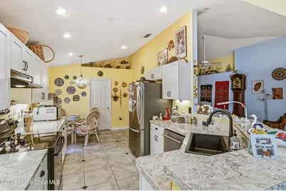 4265 Grand Meadows Boulevard, Melbourne, FL 32934 - Photo 14