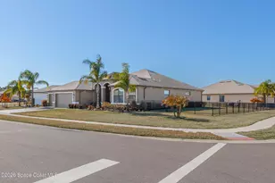3215 Salt Marsh Cir, West Melbourne, FL 32904 - Photo 2