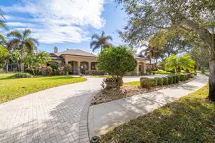 3031 Southern Oaks Dr, Merritt Island, FL 32952 - Photo 2