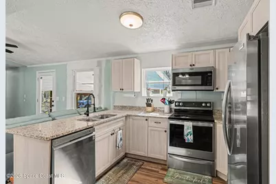 24421 Trespass Trail, Astor, FL 32102 - Photo 4