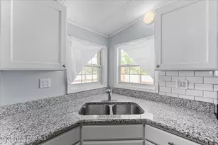 8865 Central Ave, Micco, FL 32976 - Photo 16