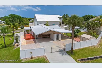 8865 Central Avenue, Micco, FL 32976 - Photo 4