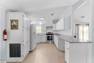 8865 Central Avenue, Micco, FL 32976 - Photo 14