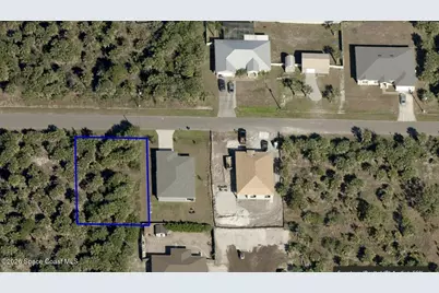 558 Hallcrest Street SW, Palm Bay, FL 32908 - Photo 2