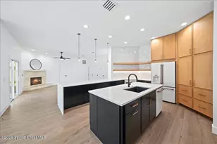 300 Amberjack Pl, Melbourne Beach, FL 32951 - Photo 10