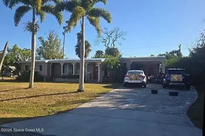 189 Center Avenue NW, Port Charlotte, FL 33952 - Photo 2