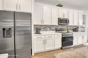 1837 Market Cir NE, Palm Bay, FL 32905 - Photo 10