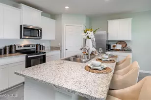 6505 Topaz Dr, Grant-Valkaria, FL 32949 - Photo 2