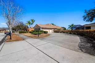 4827 Alamanda Dr, Melbourne, FL 32940 - Photo 6