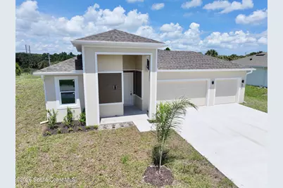 371 Halloran Street SE, Palm Bay, FL 32909 - Photo 2